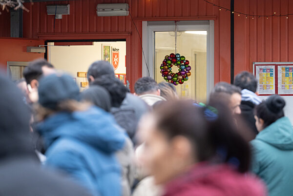 Ausgabe von Bezahlkarten an Geflüchtete