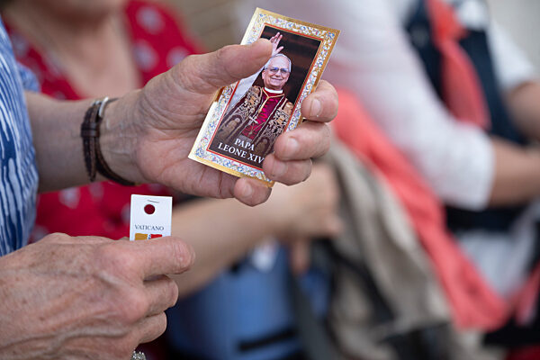 Erstes Mittagsgebet von Papst Leo XIV.