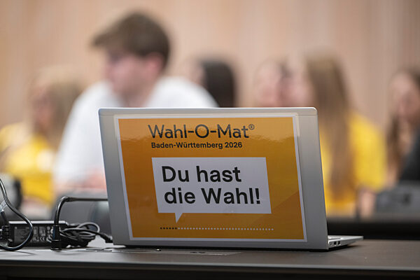 Vorstellung des Wahl-O-Mat zur Landtagswahl