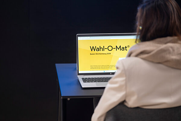 Vorstellung des Wahl-O-Mat zur Landtagswahl