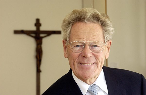 Hans Küng feiert 50. Jahrestag seiner Priesterweihe