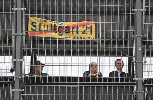 Grundsteinlegung Stuttgart 21 - Demonstration