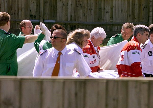 Michael Schumacher in Silverstone verunglückt - Beinbruch