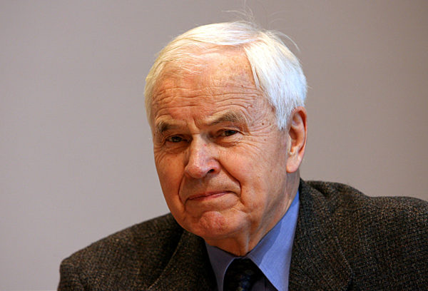 Hans Modrow, Ehrenvorsitzender der Linkspartei, aufgenommen am Samstag (10...