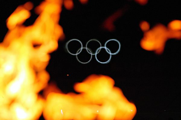Olympic Games 2004 - Olympic flame and rings