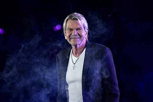 Das grosse Schlagerfestival XXL live auf der Buehne am 28.04.2022 in Regensburg, Arena