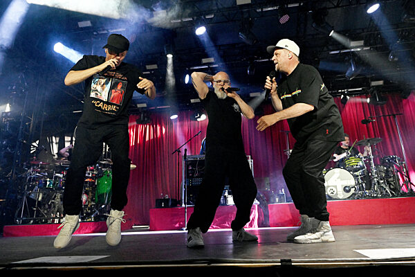 Die Fantastischen Vier live auf der Buehne am 25.06.2023 in Muenchen, Olympiapark. Tollwood-Festival