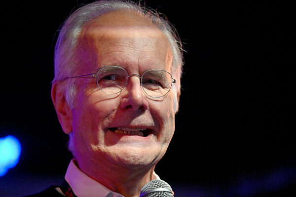 Harald Schmidt live auf der Buehne am 07.07.2025 in Muenchen, Tollwood-Festival