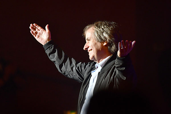 Chris de Burgh live on stage