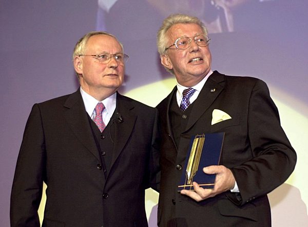 Dieter Thomas Heck mit "Goldener Feder" ausgezeichnet