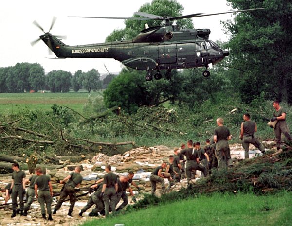 Aufatmen an der Oder: Deichrisse unter Kontrolle