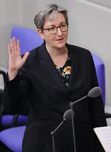 Bundestag - Bundesministervereidigung