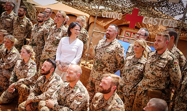 Außenministerin Baerbock besucht Mali