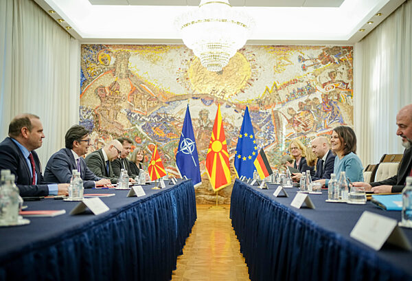 Außenministerin Baerbock besucht Nordmazedonien und Georgien