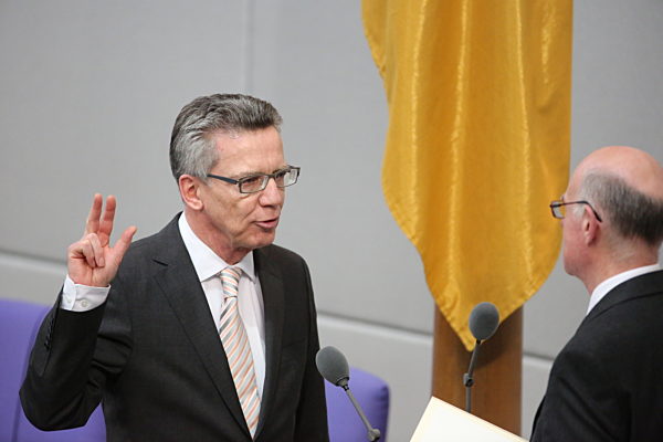 Kanzlerwahl und Vereidigung Bundeskabinett