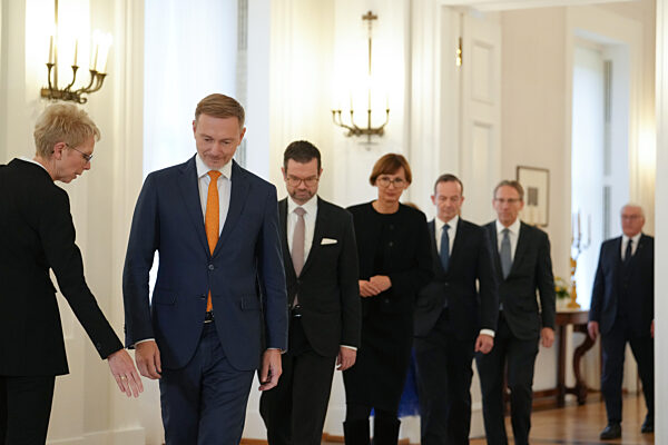 Nach dem Bruch der Ampel-Koalition - Schloss Bellevue