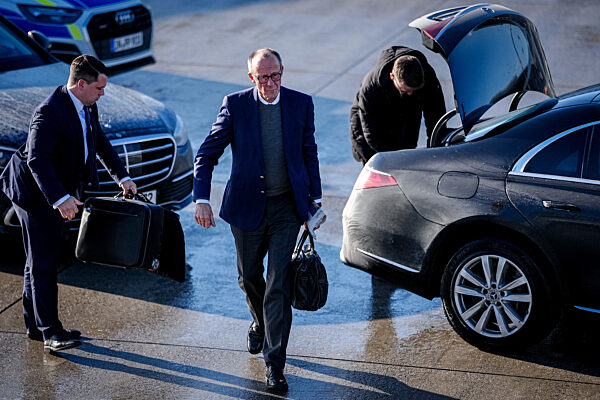 Bundeskanzler Merz reist nach Indien