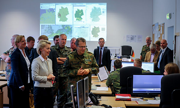 von der Leyen besucht das Kommando Territoriale Aufgaben der Bun