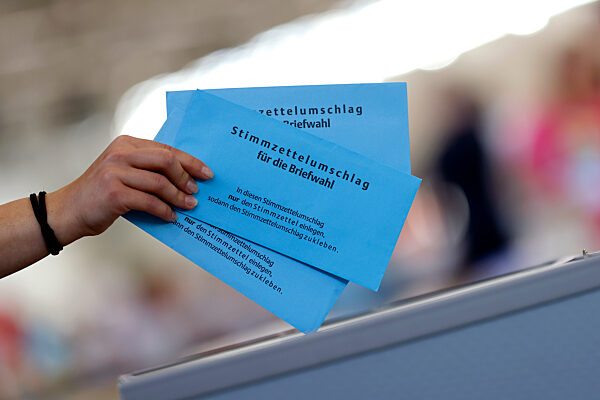 Auszählung der Briefwahlstimmen