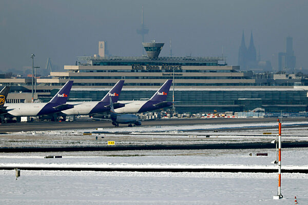Winter am Köln Bonn Airport