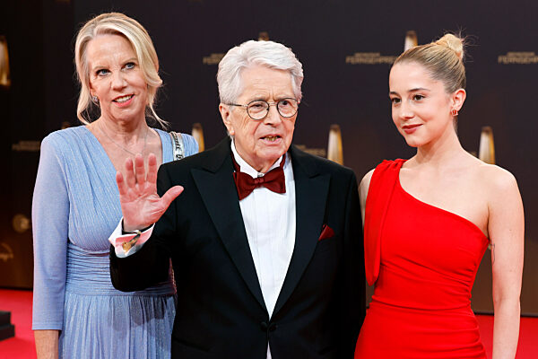 Britta Elstner, Frank Elstner und Enya Elstner