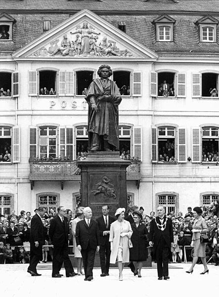 Königin Elizabeth II. in Bonn