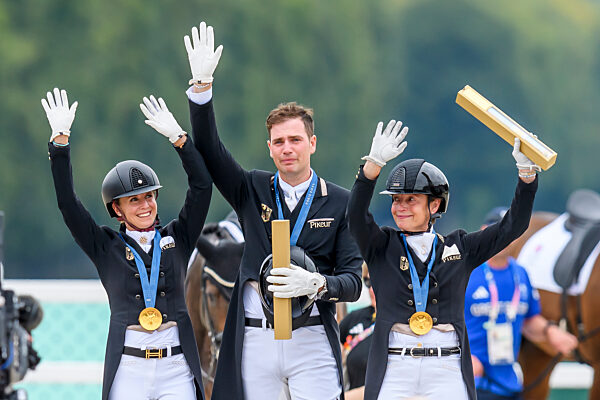 FRA, Olympische Sommerspiele Paris 2024,
Dressur Team Grand Prix Special