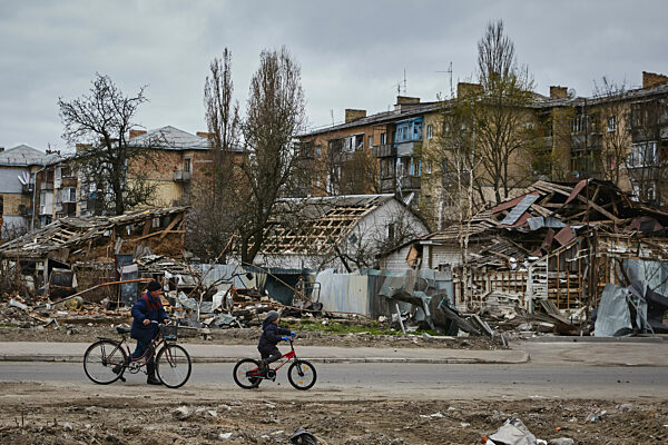 People Are Returning To The City Of Borodyanka In The Kyiv Region