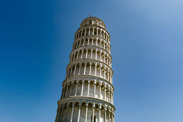 Daily Life In Pisa, Italy