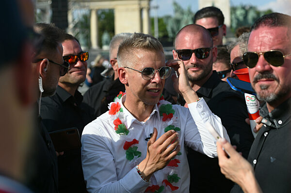 Protestors Gather In Budapest For The Call Of Peter Magyar, Leader Of The TISZA Party
