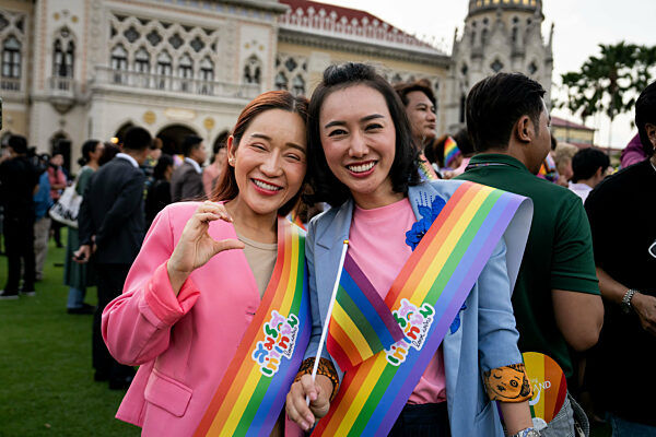 Thai Government Celebrates Passage Of Same-Sex Marriage Equality Law