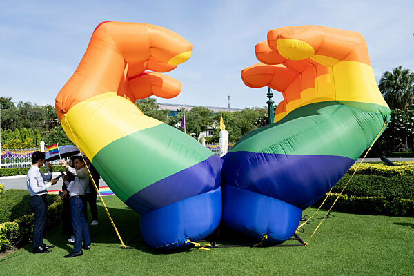 Thai Government Celebrates Passage Of Same-Sex Marriage Equality Law