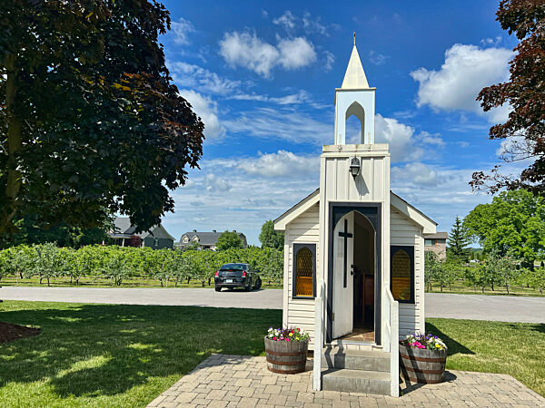 Smallest Chapel In The World