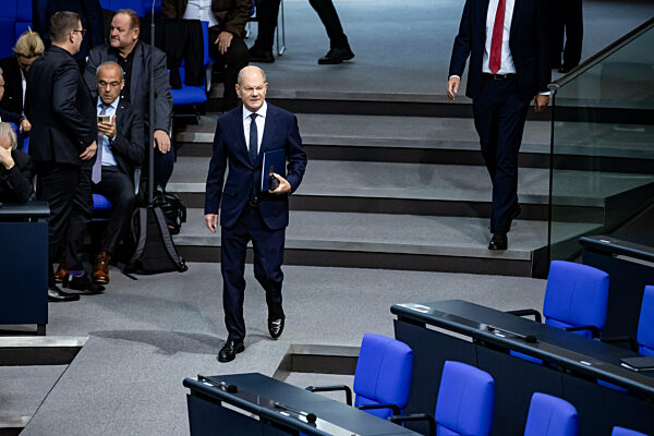 Plenary Session in German Bundestag