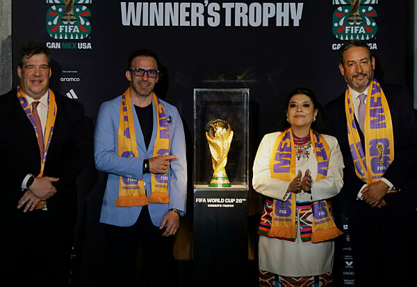 Mexico Unveils Countdown Clock To The 2026 World Cup With Alessandro Del Piero, Former Italian Footballer And FIFA Ambassador