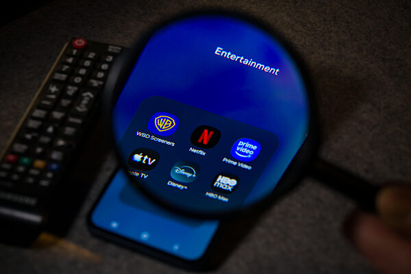 Streaming apps - Photo Illustration