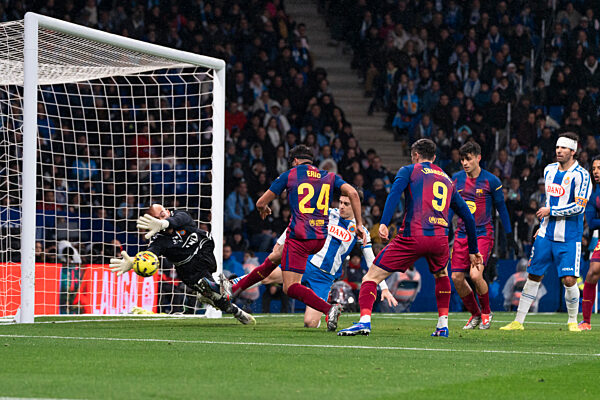 RCD Espanyol de Barcelona v FC Barcelona - LaLiga EA Sports