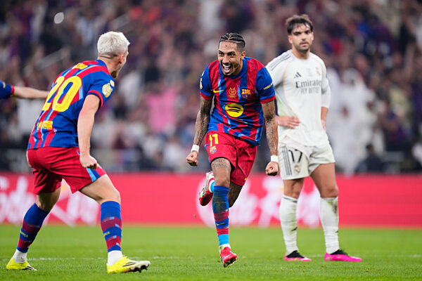 FC Barcelona v Real Madrid: Spanish Super Cup