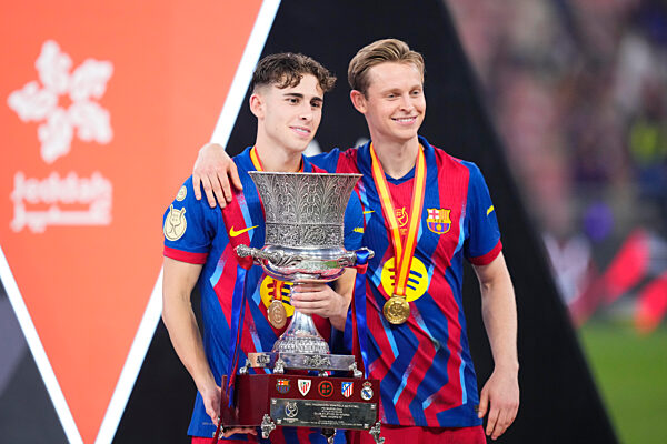 FC Barcelona v Real Madrid: Spanish Super Cup