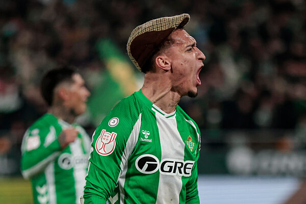 Real Betis Balompie v Elche CF - Copa del Rey