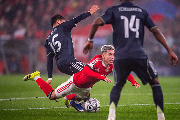 SL Benfica v Real Madrid C.F. - UEFA Champions League 2025/26 League Phase MD8