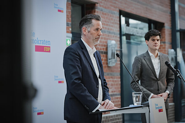 Berlin - Pressekonferenz mit dem FDP-Bundesvorsitzenden Christian Durr