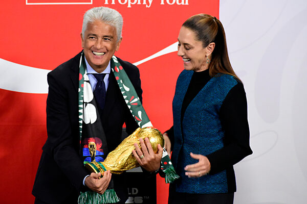 Mexicoâs President Claudia Sheinbaum Holds World Cup Trophy Tour Press Conference