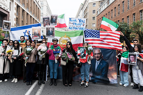 The Anti-regime Iranian Community Celebrates Near The U.S. Embassy