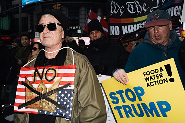 Massive Crowds In New York For The "No Kings" Protest