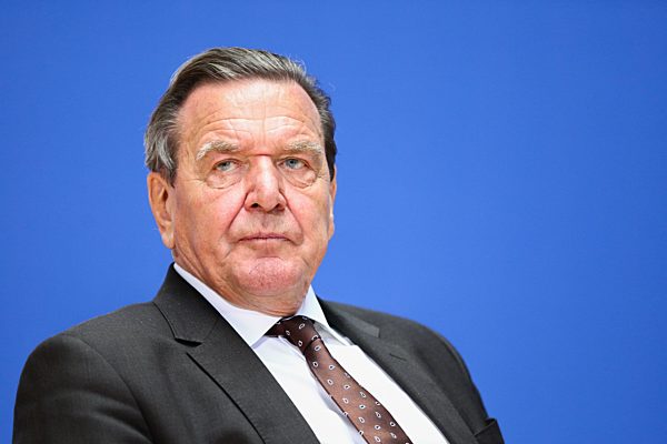 Gerhard Schroeder Presents Helmut Schmidt Book