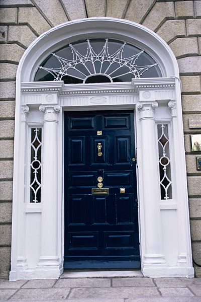 Georgian doorway, Dublin, Eire (Republic of Ireland), Europe