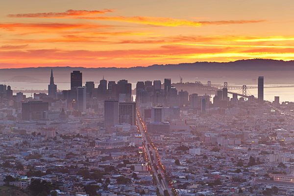 City skyline viewed from Twin Peaks, San Francisco, California, United States of America, North America