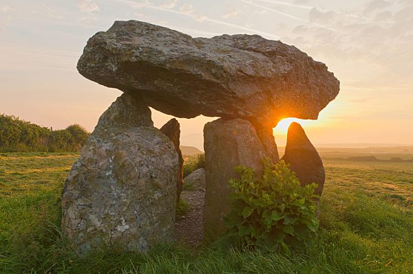 Carreg Samson Dolmen at sunrise, Abercastle, Pembrokeshire, Wales, UK.