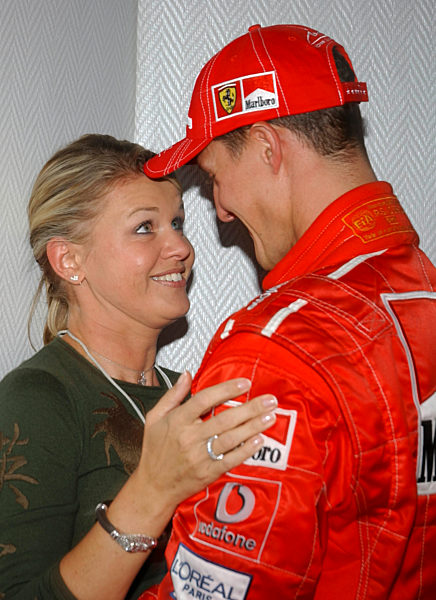 Motorsport / Formel 1: Grosser Preis von Belgien, Spa- Francorchamps, Weltmeister Michael SCHUMACHER / GER ( Ferrari ) und seine Frau Corinna